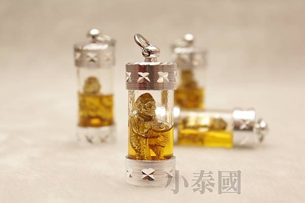 阿贊錠_人緣油徐祝老人配戴型04.JPG