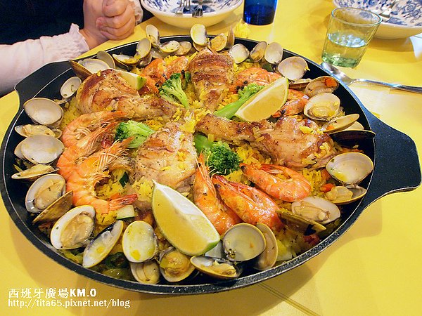 Paella Valenciana~海陸雙拼燉飯～三人份