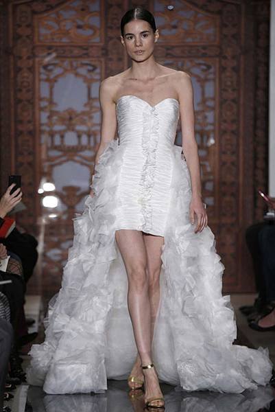 reem-acra-bridal-autumn-winter-2013-7.jpg