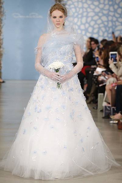 oscar-de-la-renta-bridal-spring-2014-collection-1.jpg