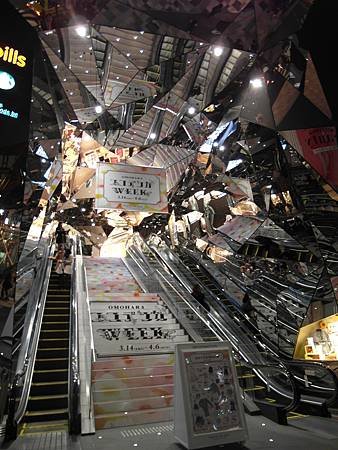 3-26雨葳東京行