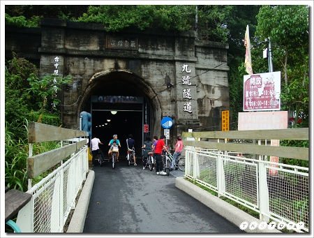 PhotoCap_20100529-后里鐵馬遊~53.jpg