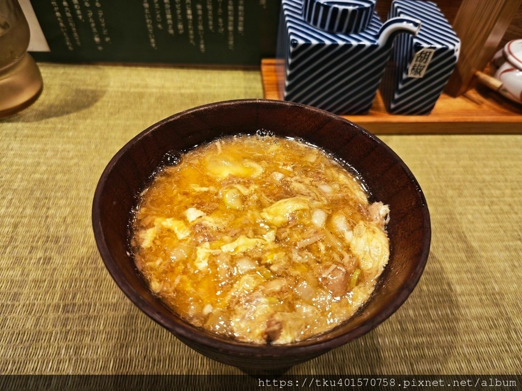 806330.jpg