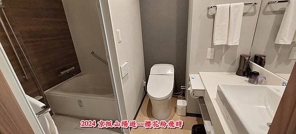 飯店佇遮啦！