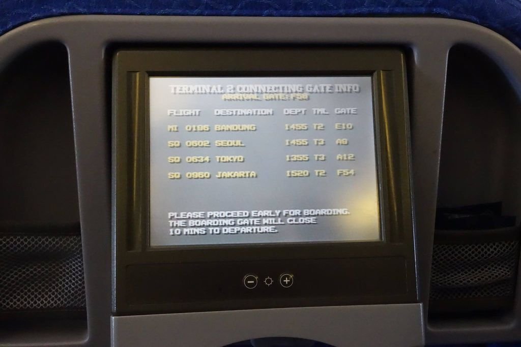 1118 DSC07206 Connecting Flight Info