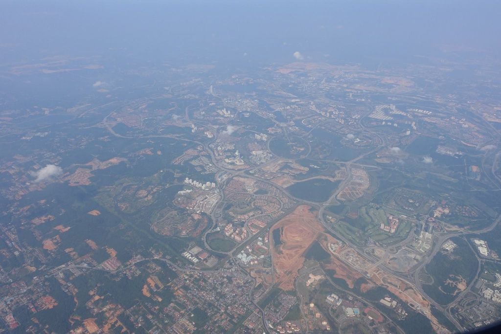 1050DSC09573 Approaching KUL