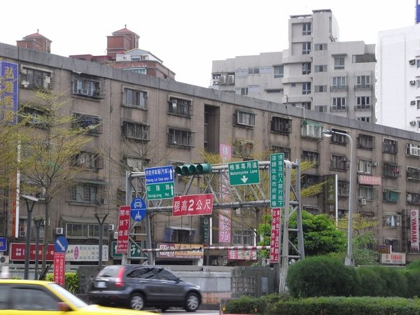 找到基隆路.JPG