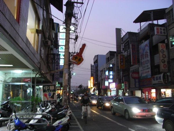 靜修路.JPG