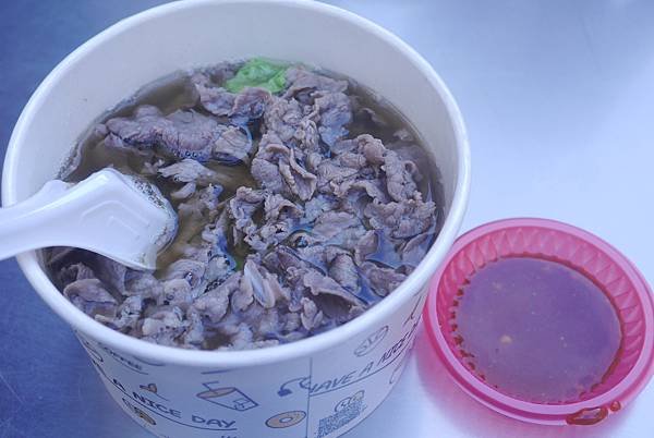 【食記】【宜蘭在地美食】阿灶伯當歸羊肉湯 / 羅東夜市超人氣