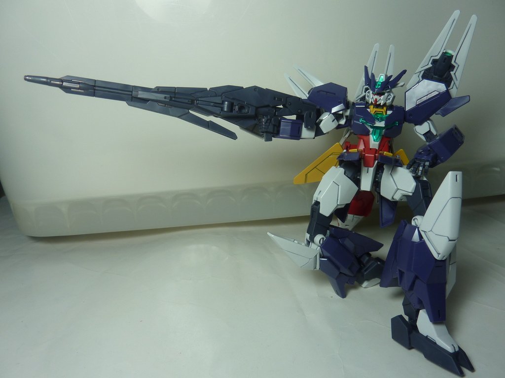 HG Uraven Gundam 天王星7式鋼彈