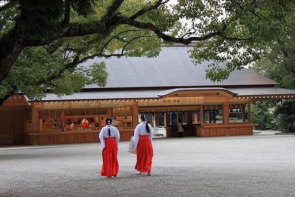熱田神宮11.JPG