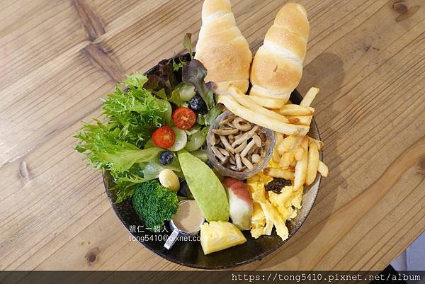 【彰化咖啡】吉米好站，超強人像咖啡拉花。藝術與美食的結合。消
