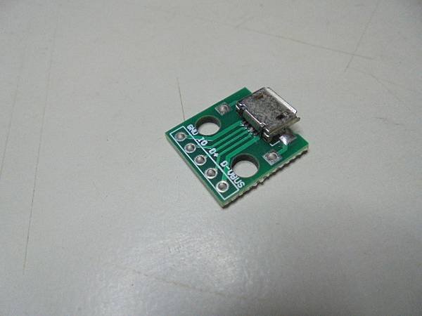 【拆殼檢測】SONY索尼ICD-UX560F→4GB錄音筆先