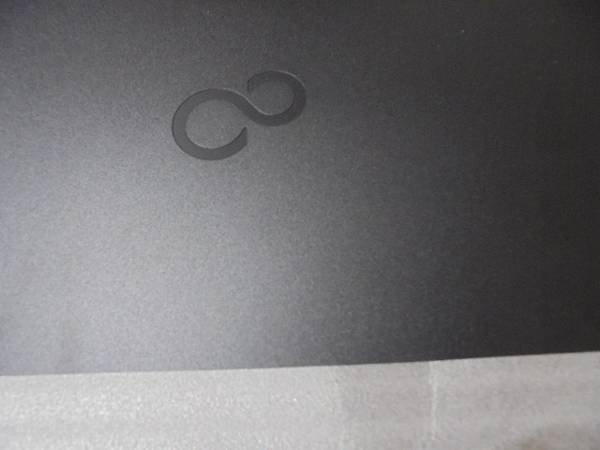 【研發部門】FUJITSU富士通LIFEBOOK筆記型電腦E