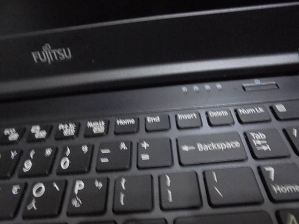 【日本製造】FUJITSU富士通LIFEBOOK筆記型電腦5