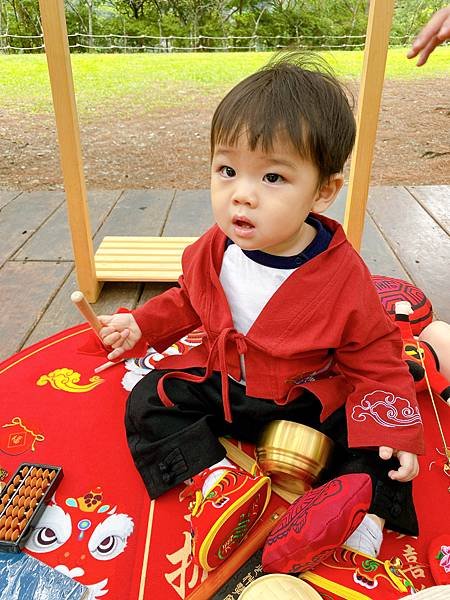 花蓮抓周 小寶寶草地抓周 乂 野餐計劃 伊坐抓周 道具租借