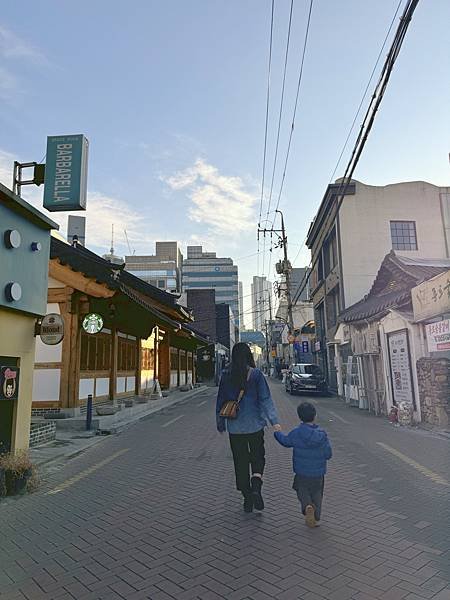 親子旅行-韓國。釜山、大邱五天四夜 紅眼班機