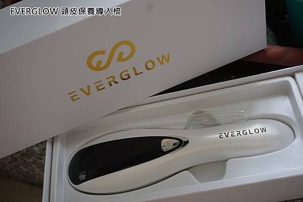 EVERGLOW 頭皮保養導入梳.jpg