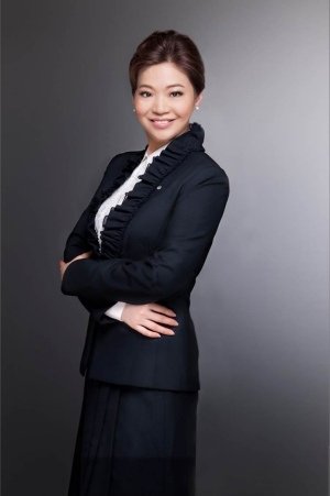 20131206_NU SKIN 如新大中華產品商機創新副總裁于倩受邀成為《中國天然藥物》理事會常務理事