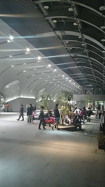 20131124_MRT_Xinyi_Line38.jpg