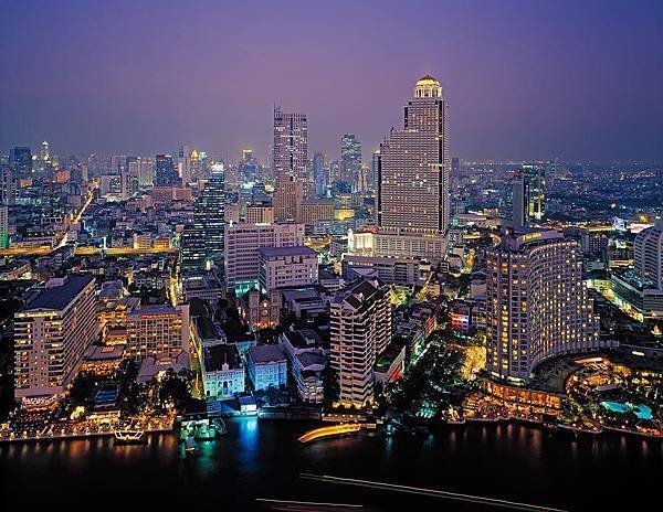 Bangkok-Night_Resized.jpg