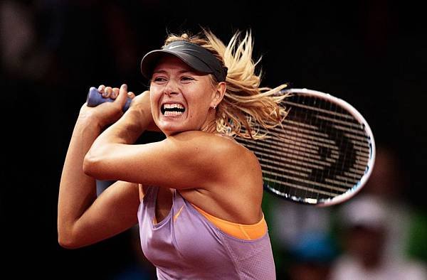 maria-sharapova-porsche-tennis-grand-prix-2014-in-stuttgart-germany-day-4-_2.jpg