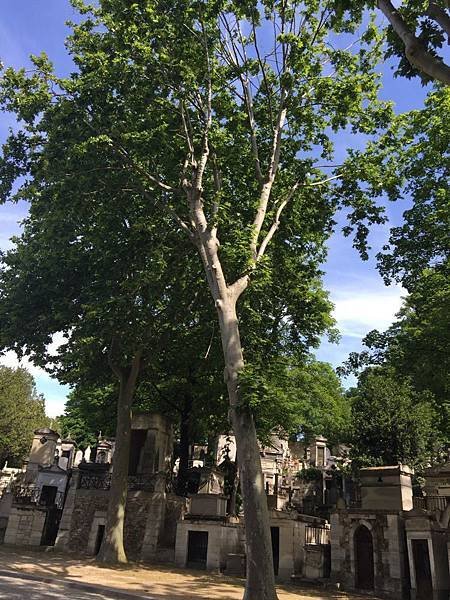 20150528_iPhone_Pere_Lachaise_049.jpg