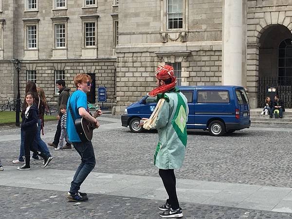 20150604_Dublin_City_Walk_137.jpg