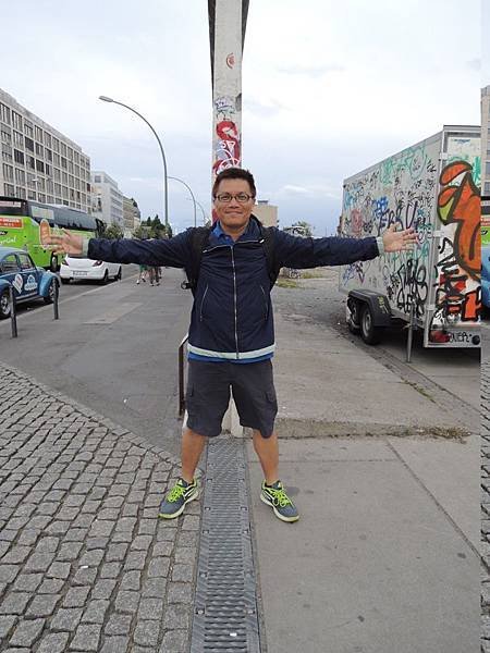 20150608_Nikon_Berlin_Wall - 04.jpg