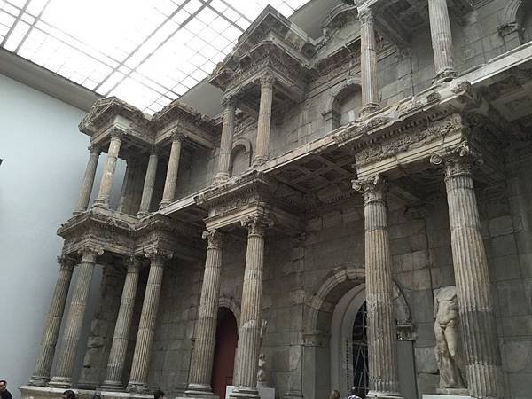 20150608_iPhone_Berlin_Museum_Wall_069.jpg