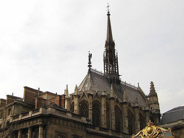 2003_Europe_Paris_100.jpg