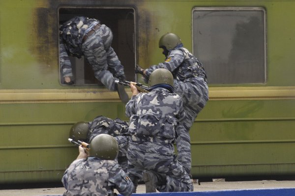 Police-Special-forces-OMON-tactical-exercise.jpg