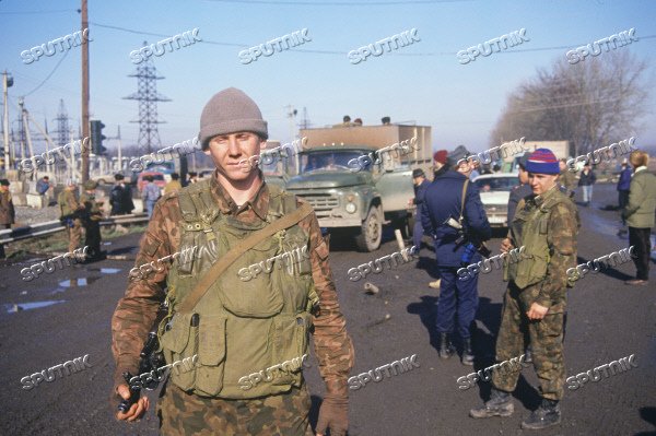 MVD during the Ossetian-Ingush conflict of 1992, near Vladikavkaz 1.jpg