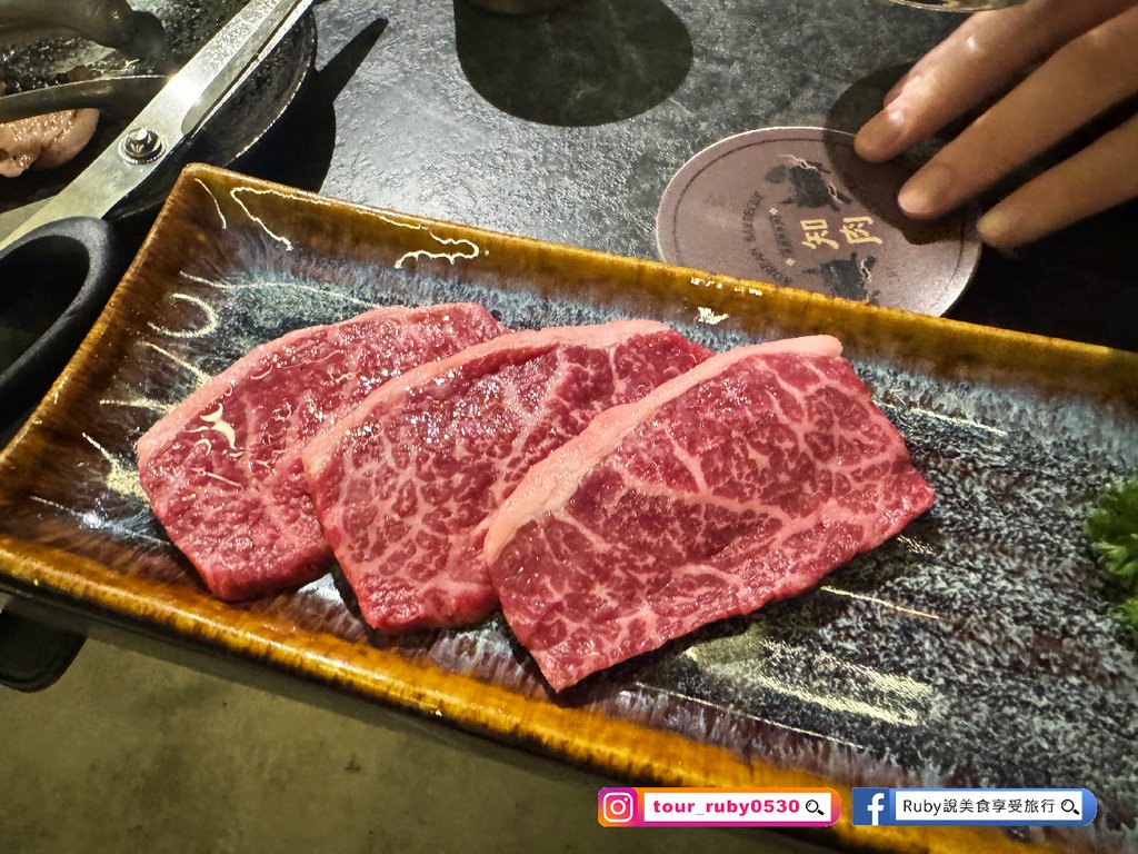 【台中燒肉】知肉極緻韓燒肉台中中科店-有特約停車場，專人代烤