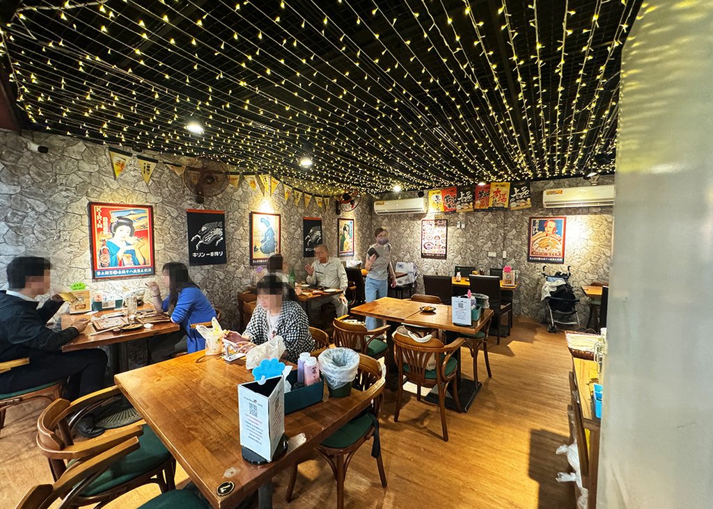 【士林夜市美食】士林串燒-士林店，銅板價格，新鮮食材 ，蔬菜