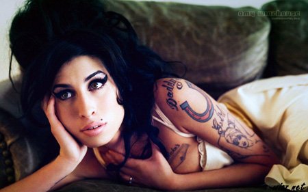 amy-winehouse-188110-1440x900.jpg