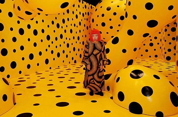 Portrait-Yayoi-Kusama