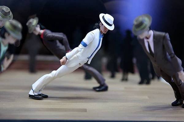 S.H.Figuarts Michael Jackson Smooth Criminal