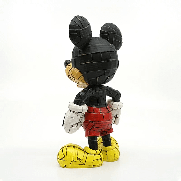 Laurence Vallières MICKEY3