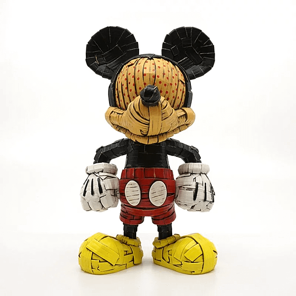 Laurence Vallières MICKEY1