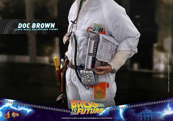 HOT TOYS回到未來布朗博士Doc Brown-MMS609