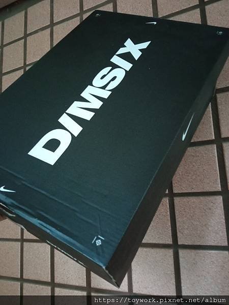 dimsix ： nike尖尾鞋