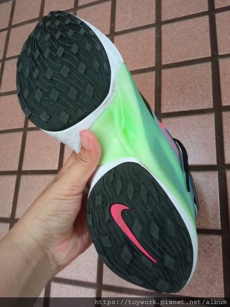 dimsix ： nike尖尾鞋
