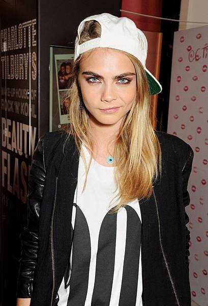 cara_delevingne_new_boyfriend