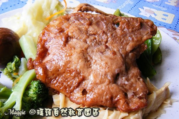 排骨飯