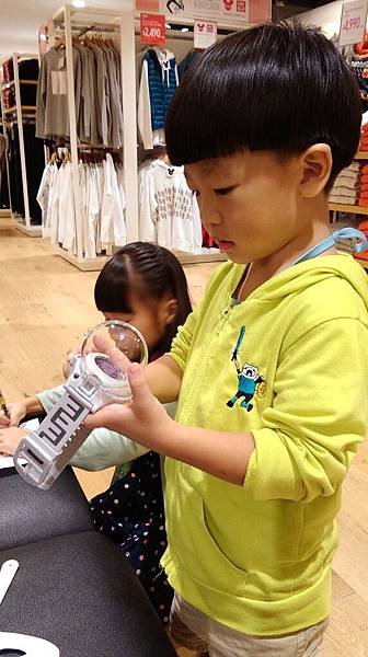 買UNIQLO等.jpg