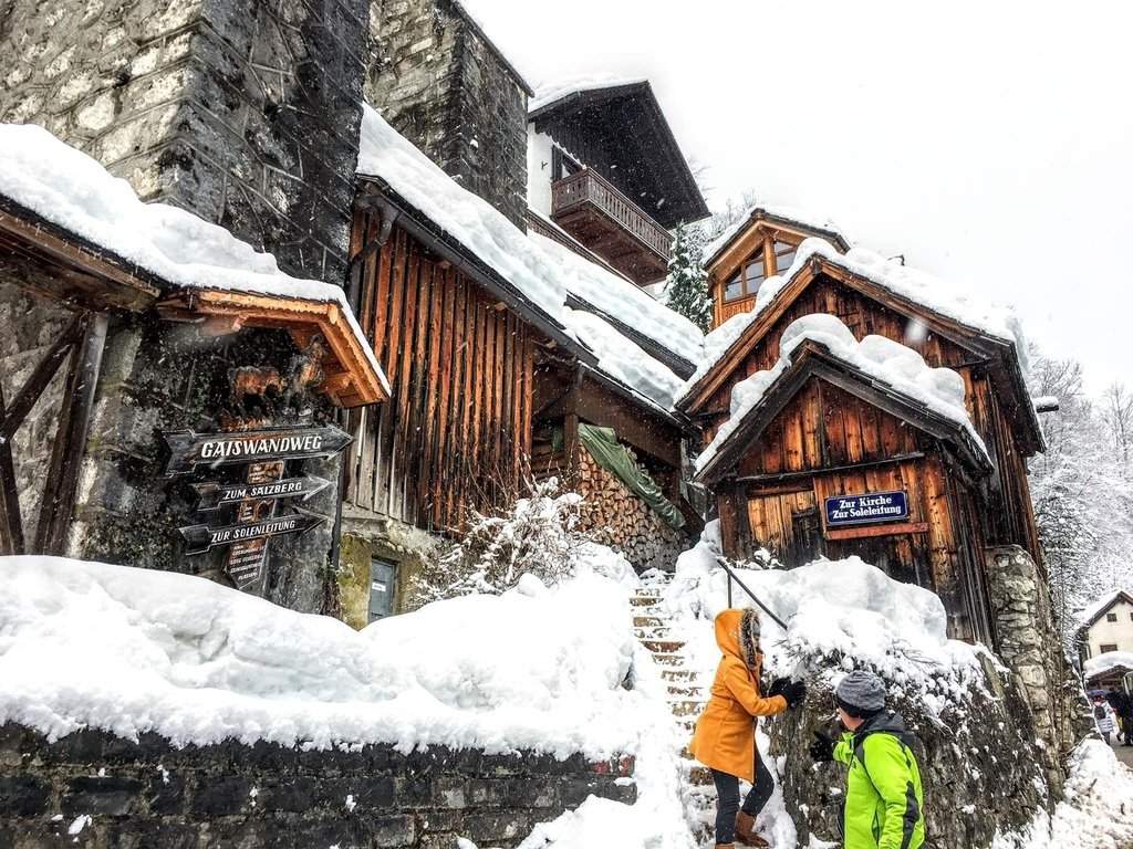 奧地利·哈爾施塔特 Hallstatt | 走進冰天雪地的童