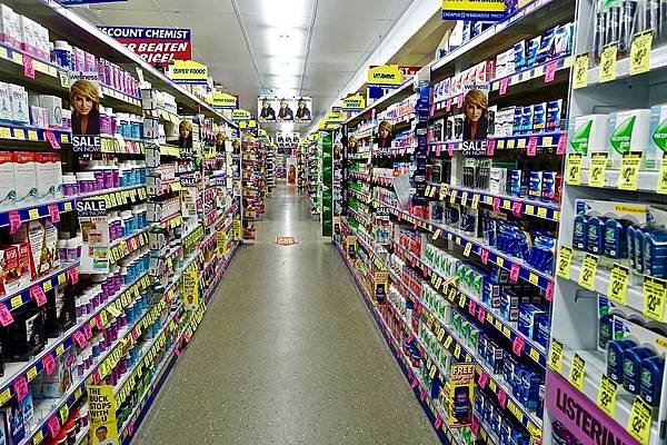 Chemist Warehouse-inside.jpg