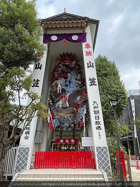 櫛田神社與博多祇園山笠夏日男性奔放的競爭活動