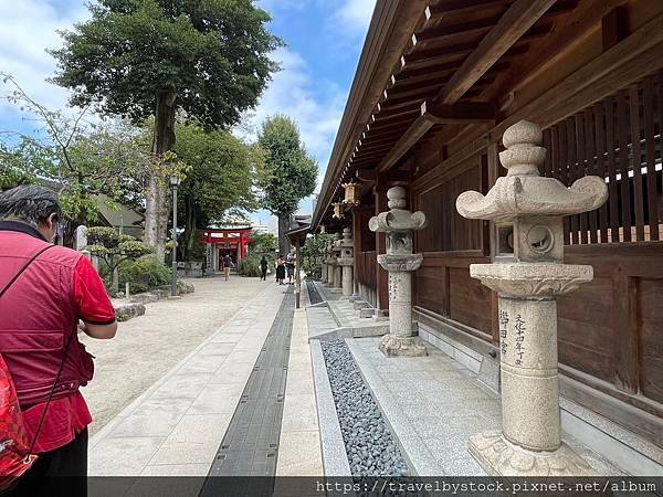 櫛田神社與博多祇園山笠夏日男性奔放的競爭活動